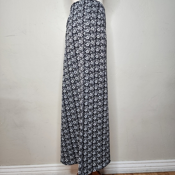 Vintage‎ 60's Mod Silver Metallic Daisy Print Super Elephant Bell Pants Size 6 - Picture 6 of 11
